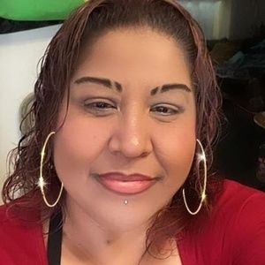 Meet your Posher, Delia